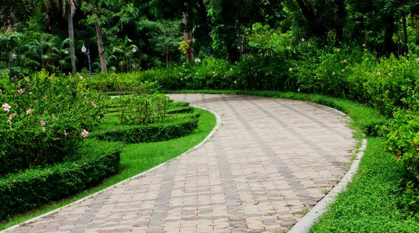 Cost of Paver Walkway Repair in Riverview