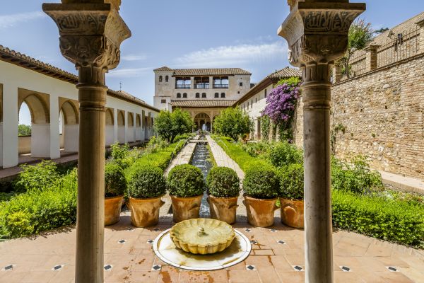 Cost of Courtyard Construction Service in Riverview